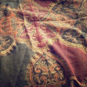 Susan Graver Scarf/ shawl